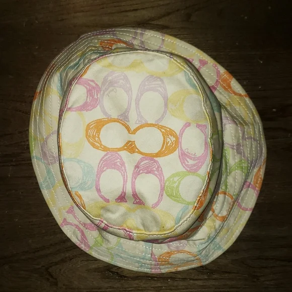 Coach | Accessories | Vintage Scribble C Bucket Hat Small  display picture 3